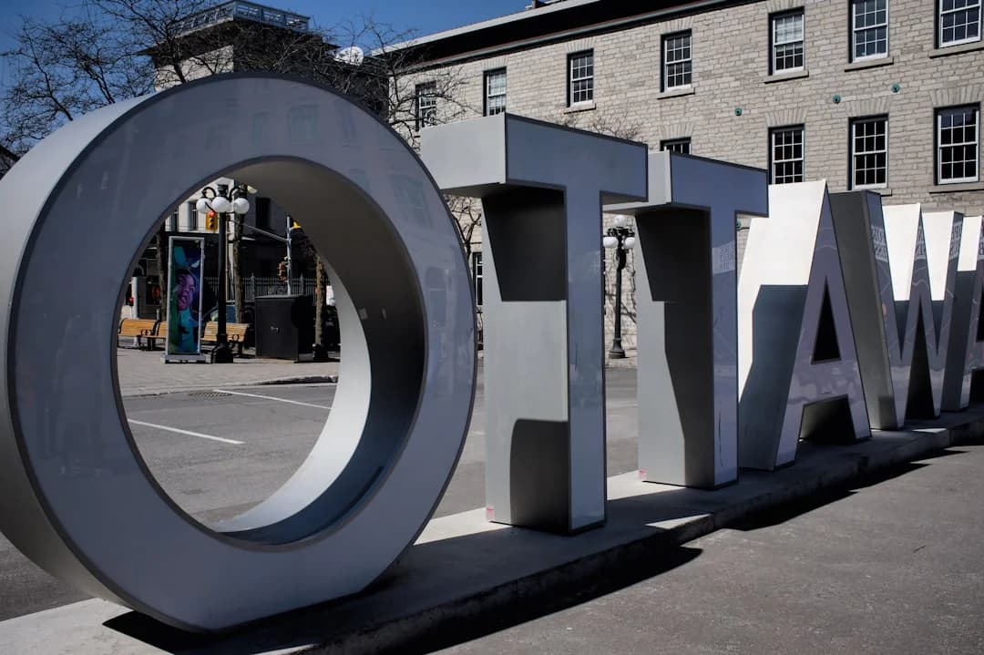 Open Data & Données Publiques for Canadian Startups